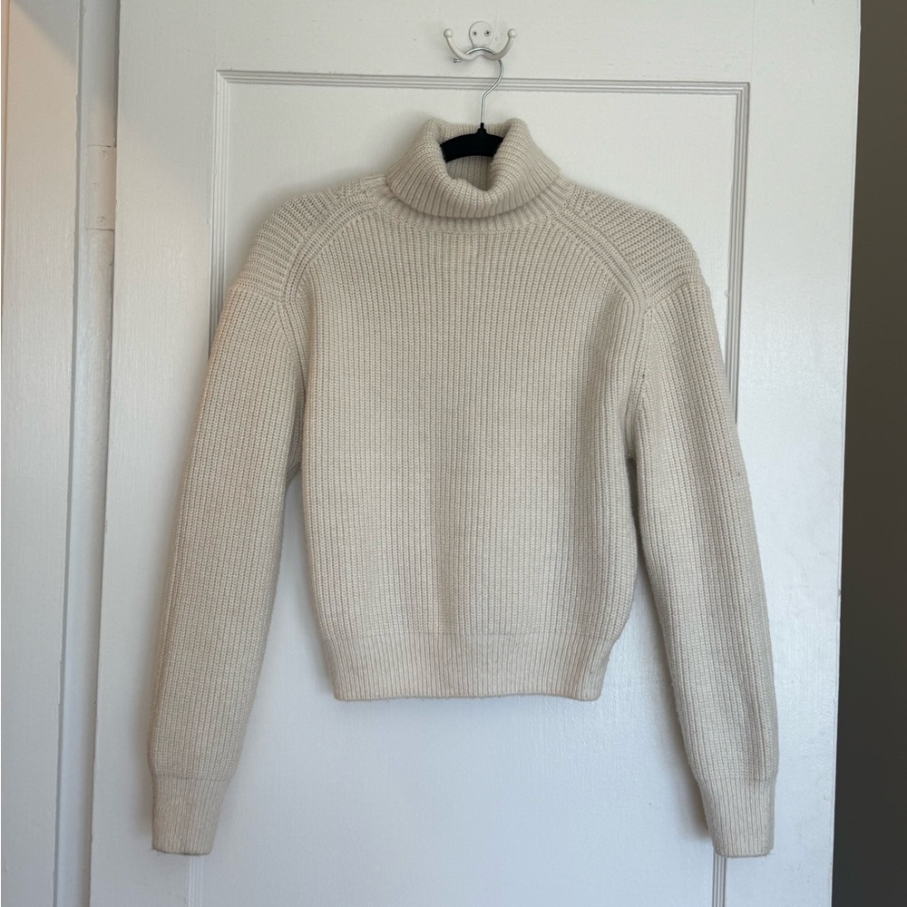 H&M Cream Ribbed Turtleneck Sweater